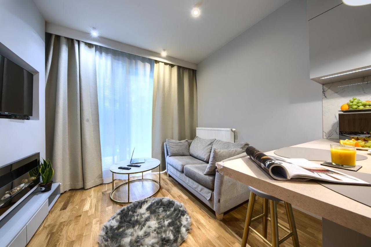 Kazou Residence ワルシャワ エクステリア 写真